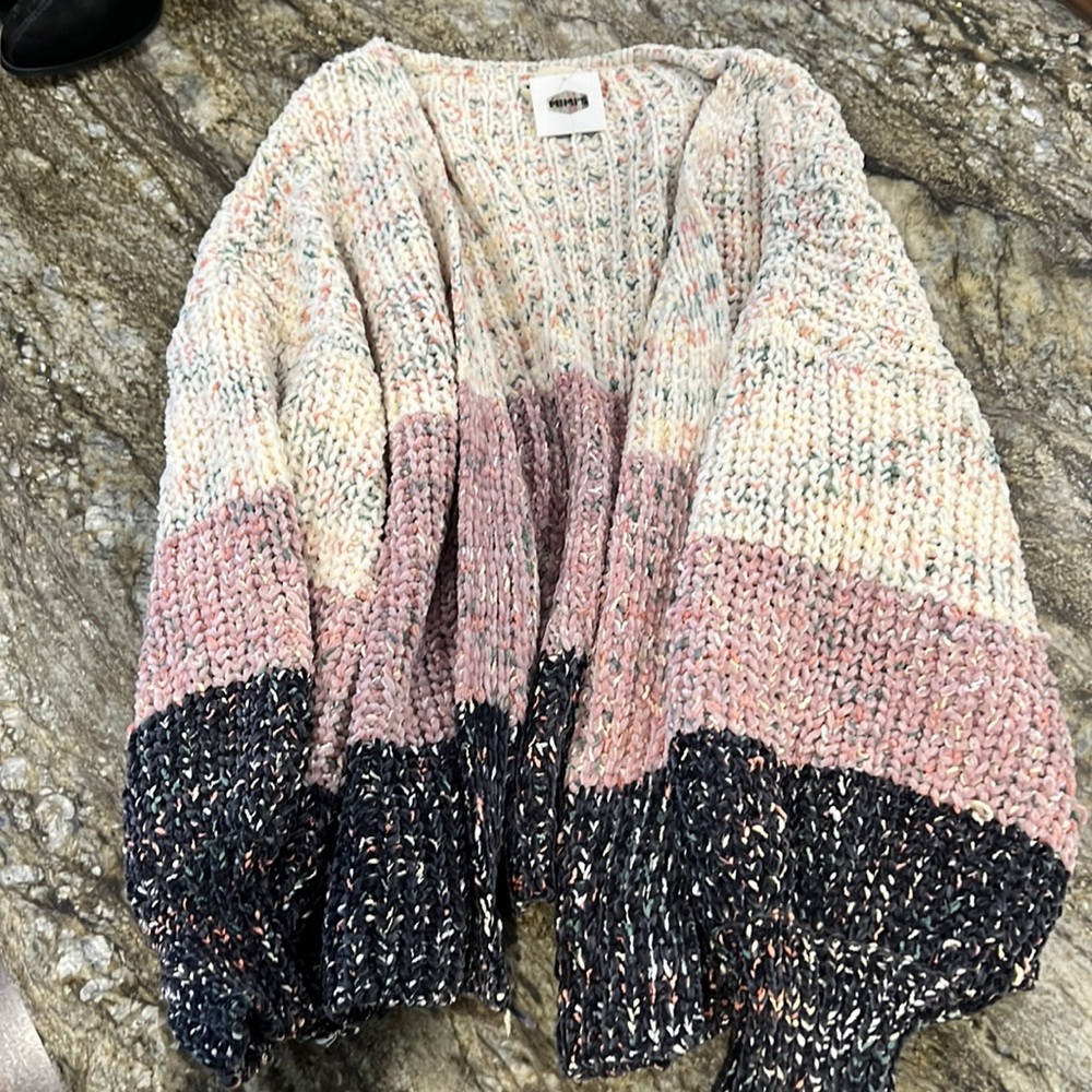 Bubble Sleeve Knit Cardigan